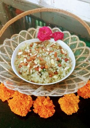साबूदाना खिचड़ी(Sabudana khichdi recipe in hindi) रेसिपी मुख्य फोटो