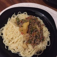 A picture of Spagetti with minced meat.