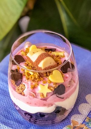 Foto de Iogurte com topping de mirtilos