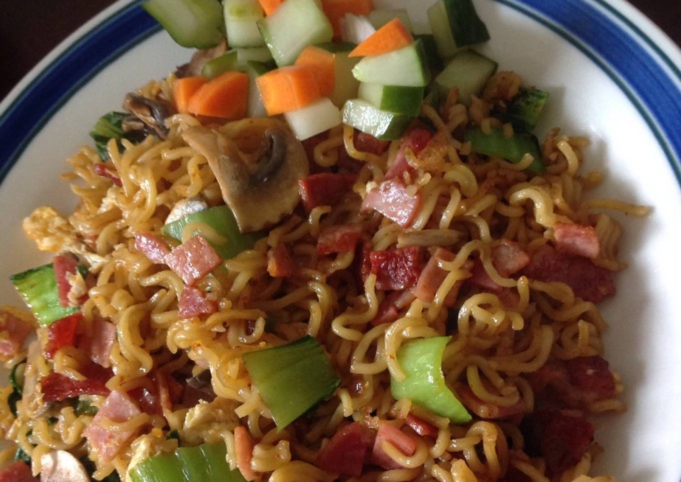 Mie Goreng Pedas ala Ella