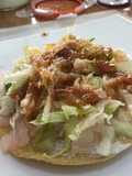 Tostadas de Manitas de Cerdo deshuesada al estilo Sonorense