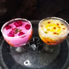 A picture of 🌸🌺 Rose & pineapple lassi 🌺.