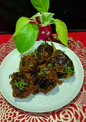 A picture of Stuffed Brinjal Masala Fry.