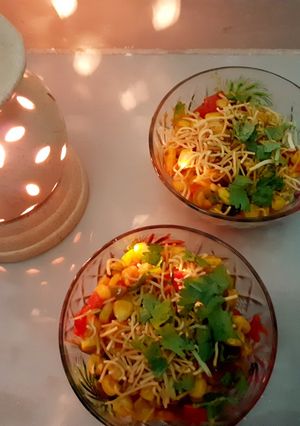 કોર્ન ભેળ (Corn Bhel Recipe In Gujarati) રેસીપી મુખ્ય ફોટો