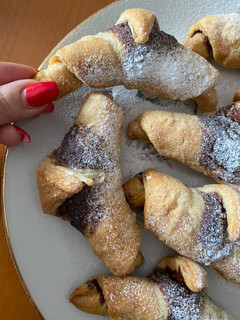 Foto di Cornettini di sfoglia alla nutella