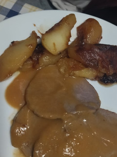Una foto de Manzanas fritas para acompañar carne de ave o de cerdo