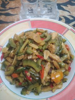 Foto resep Oseng Pare Tempe