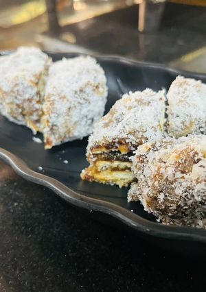 A picture of Dates pie.