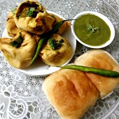 A picture of Batata Vada.