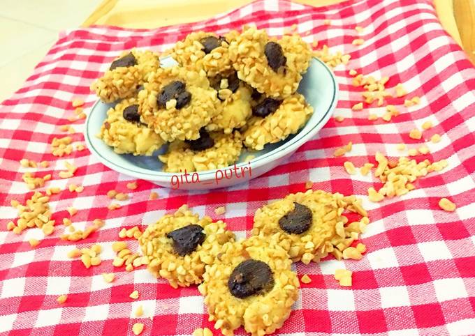 Peanut Choco Filling Thumbprint Cookies