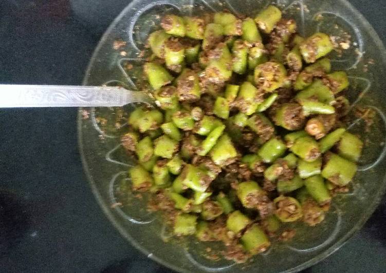 Instant green chilli ka achar