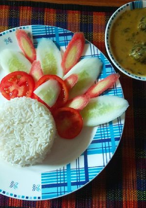 A picture of Healthy and yummy Palak kadhi.
