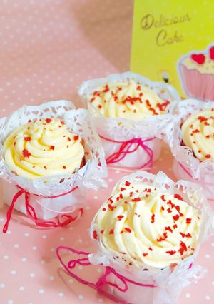 Foto resep Red Velvet Cupcakes with Cream Cheese Frosting