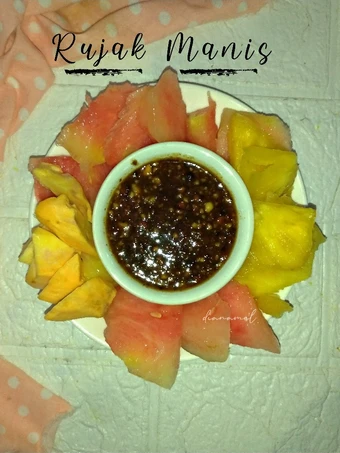 Langkah Mudah untuk Membikin Resep Rujak Manis yang Sempurna Anti Ribet, Menggugah Selera