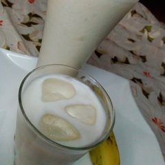 Peanut butter Banana smoothie A picture of Peanut butter Banana smoothie.