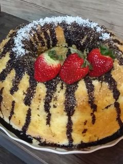 عکسی از دستور کیک اسفنجی با سس شکلات و کنجد😋