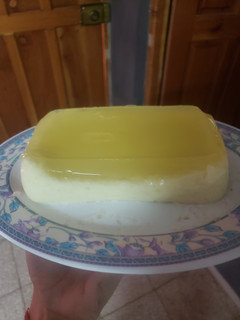 Una foto de Geloflan de manzana