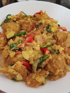 Foto resep Garlic Butter Salted Egg Prawns (Udang Saos Telur Asin)