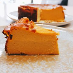 A picture of 🎃 Creamy Pumpkin Baked Cheesecake (Gluten-free).