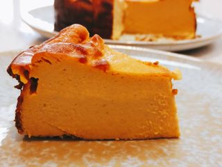 🎃 Creamy Pumpkin Baked Cheesecake (Gluten-free)