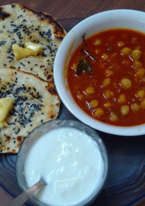છોલે (Chole recipe in Gujarati) રેસીપી મુખ્ય ફોટો