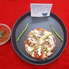 A picture of Falahari pizza.