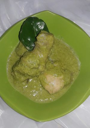 Foto resep Ayam Gulai Hijau a la PawonLulung