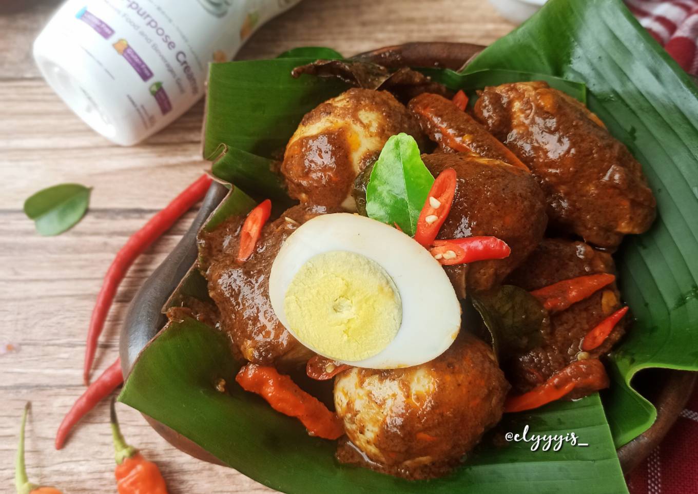 Rendang Ayam dan Telur Simpel dan Lezat