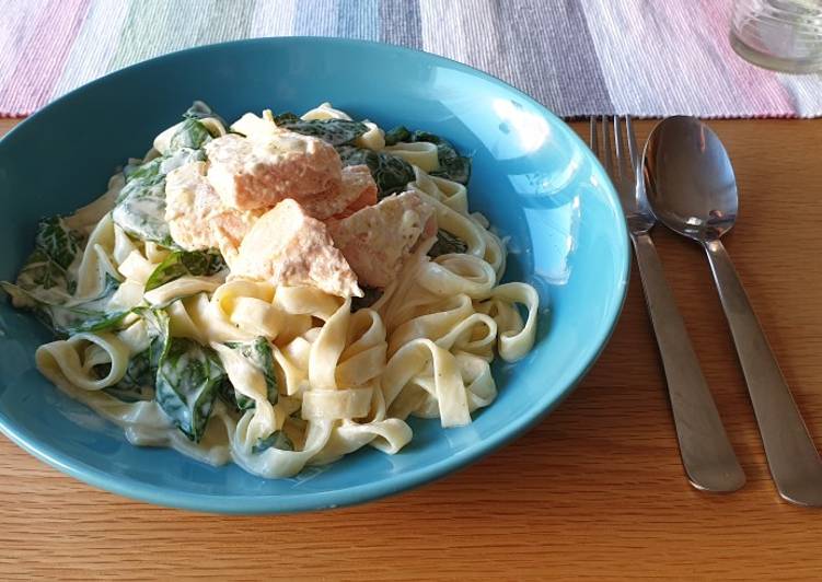Eat Better Salmon pasta with spinach