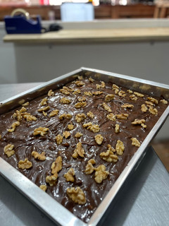 Una foto de Brownie de chocolate y nueces