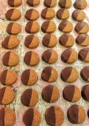 A picture of Turkish Cookies.