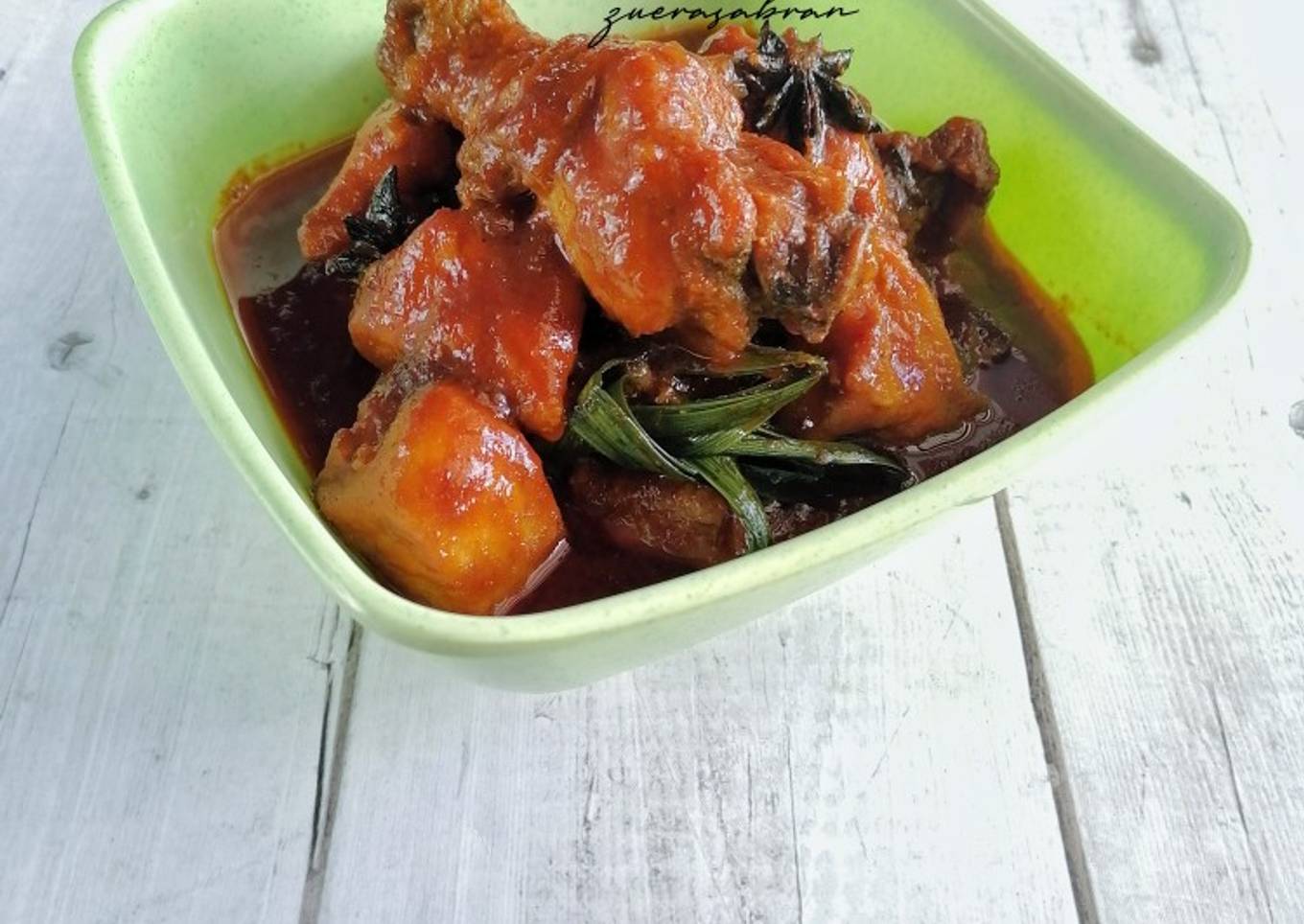 Ayam rebus dengan madu