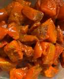 Carne con papas en chile colorado