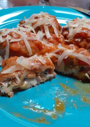 Una foto de Sorrentinos integrales de salmón rosado con salsa de tomate
