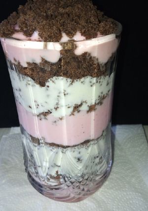 A picture of Cake in Yoghurt.