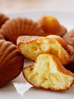 A picture of Easy! How to Make Madeleines (Shell shaped Butter Cakes).