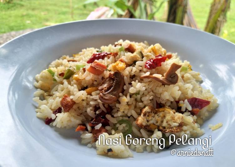 Nasi Goreng Pelangi 🌈