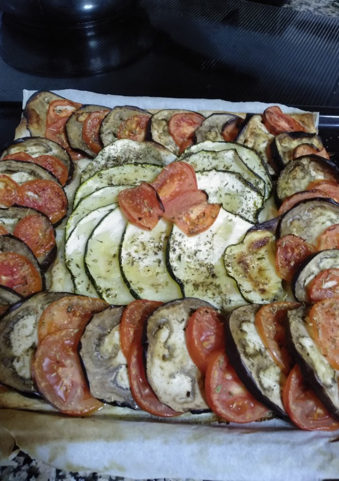 Una foto de Tarta salada con verduras