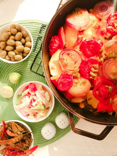 عکسی از دستور خوراک مرغ و سبزیجات در فر(رژیمی)
