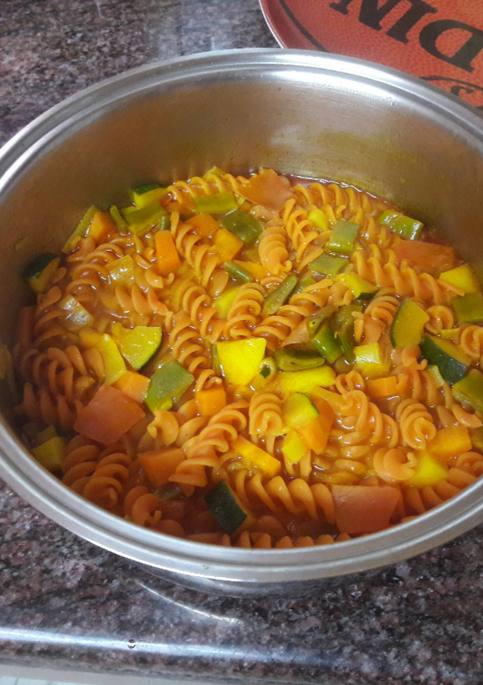 Una foto de 🇮🇹"Sopa minestrone italiana" sin gluten vegana