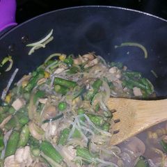 A picture of Chicken Zucchini So Low Mein.