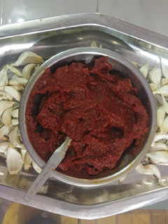 લસણની ચટણી (Garlic Chutney Recipe In Gujarati) રેસીપી મુખ્ય ફોટો