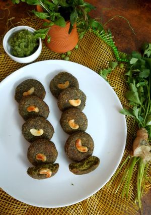હરા ભરા કબાબ (Hara Bhara Kebab Recipe In Gujarati) રેસીપી મુખ્ય ફોટો