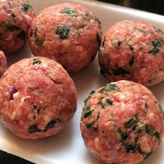 A picture of Meatballs from scratch.