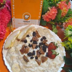 A picture of Fruity porridge.