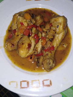 Una foto de Jamoncitos de pollo a la cerveza