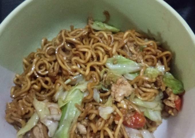 Bakmi Goreng Jawa : Resep Bakmi goreng jawa jambi oleh Khoiru Akhsani