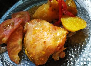 Una foto de Pollo al horno con mostaza y limón 🍗