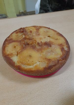 Una foto de Torta invertida de manzana