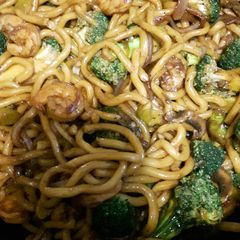A picture of Shrimp udon.